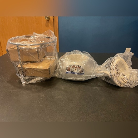 Hershey fondue 100 anniversary edition - Picture 3 of 5